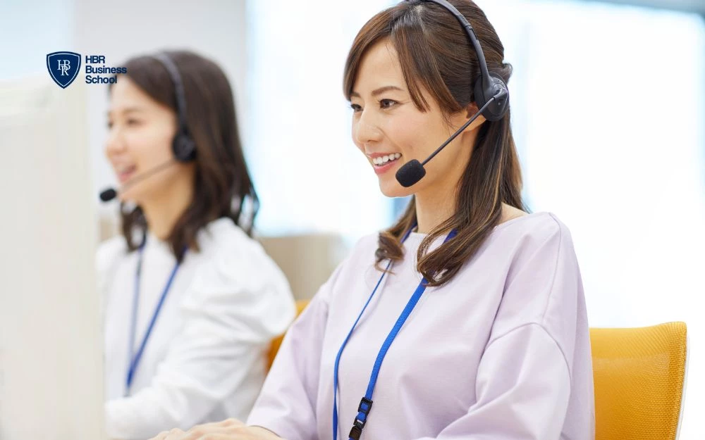 Kỹ năng giao tiếp có vai trò quan trọng giúp khách hàng cảm nhận được sự nhiệt tình từ phía doanh nghiệp