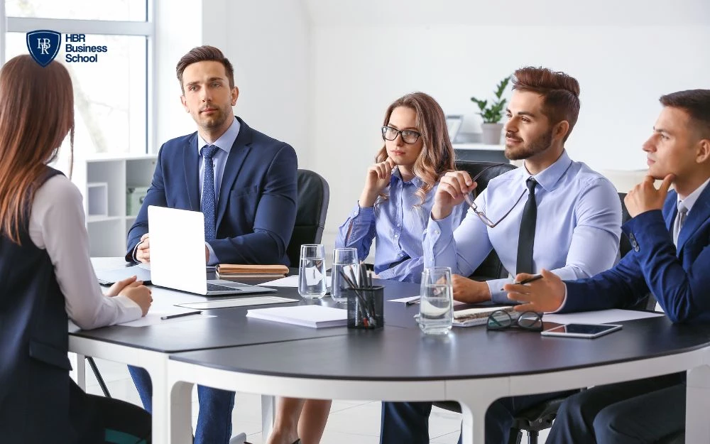 Doanh nghiệp cần duy trì mô hình nhân sự phù hợp với mục tiêu và định hướng phát triển