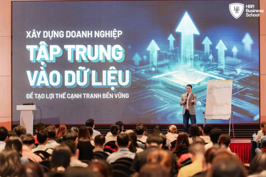 Quản lý và ra quyết định dựa trên dữ liệu thực tế