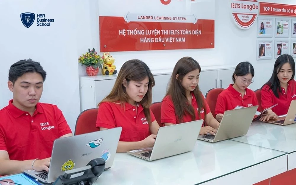 Tùy chỉnh CV theo yêu cầu của trung tâm luyện thi để tăng độ phù hợp