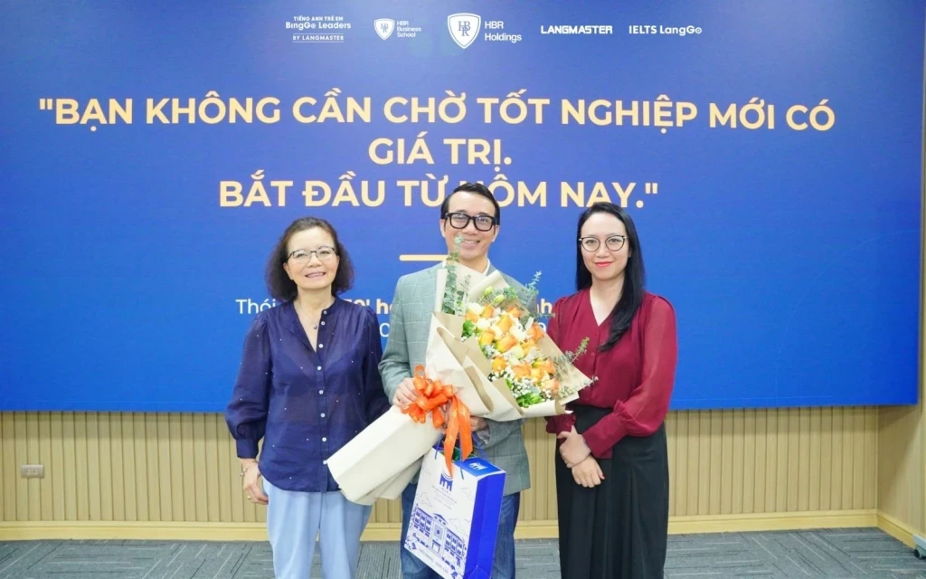 Xu hướng tuyển dụng Marketing 2026 ưu tiên nhân sự sở hữu tư duy dữ liệu và khả năng vận hành full funnel.