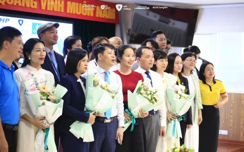 HBR HOLDINGS KÝ KẾT HỢP TÁC VỚI HỌC VIỆN PHỤ NỮ VIỆT NAM